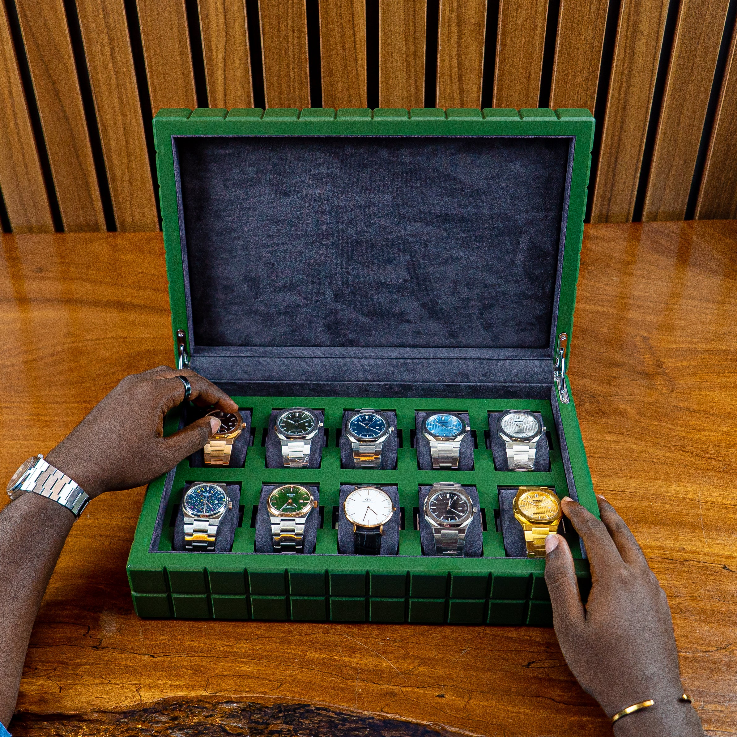 Cubic Watch Box - 10 Slot